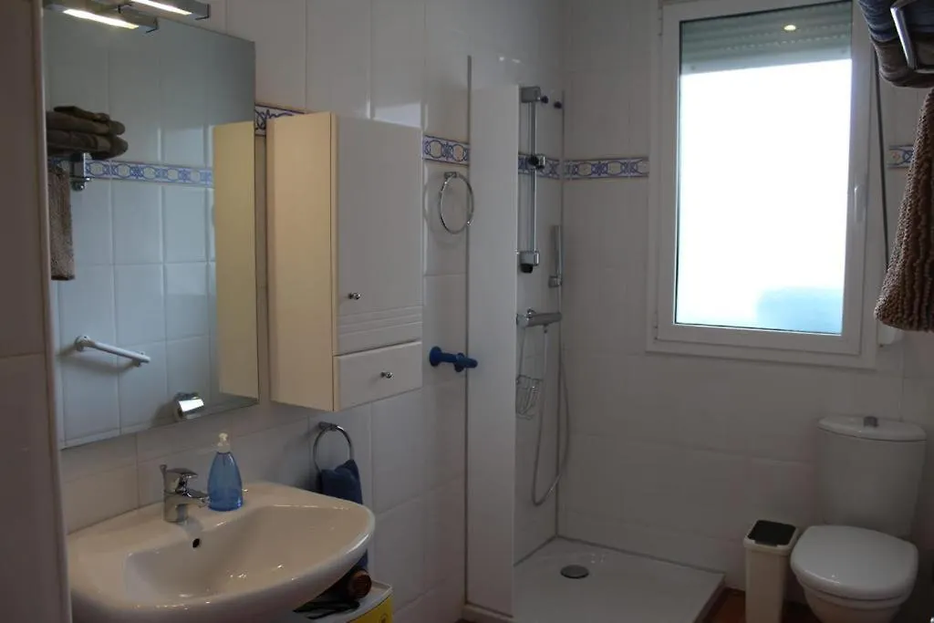 Apartaments Oller Centro Roses 0*,